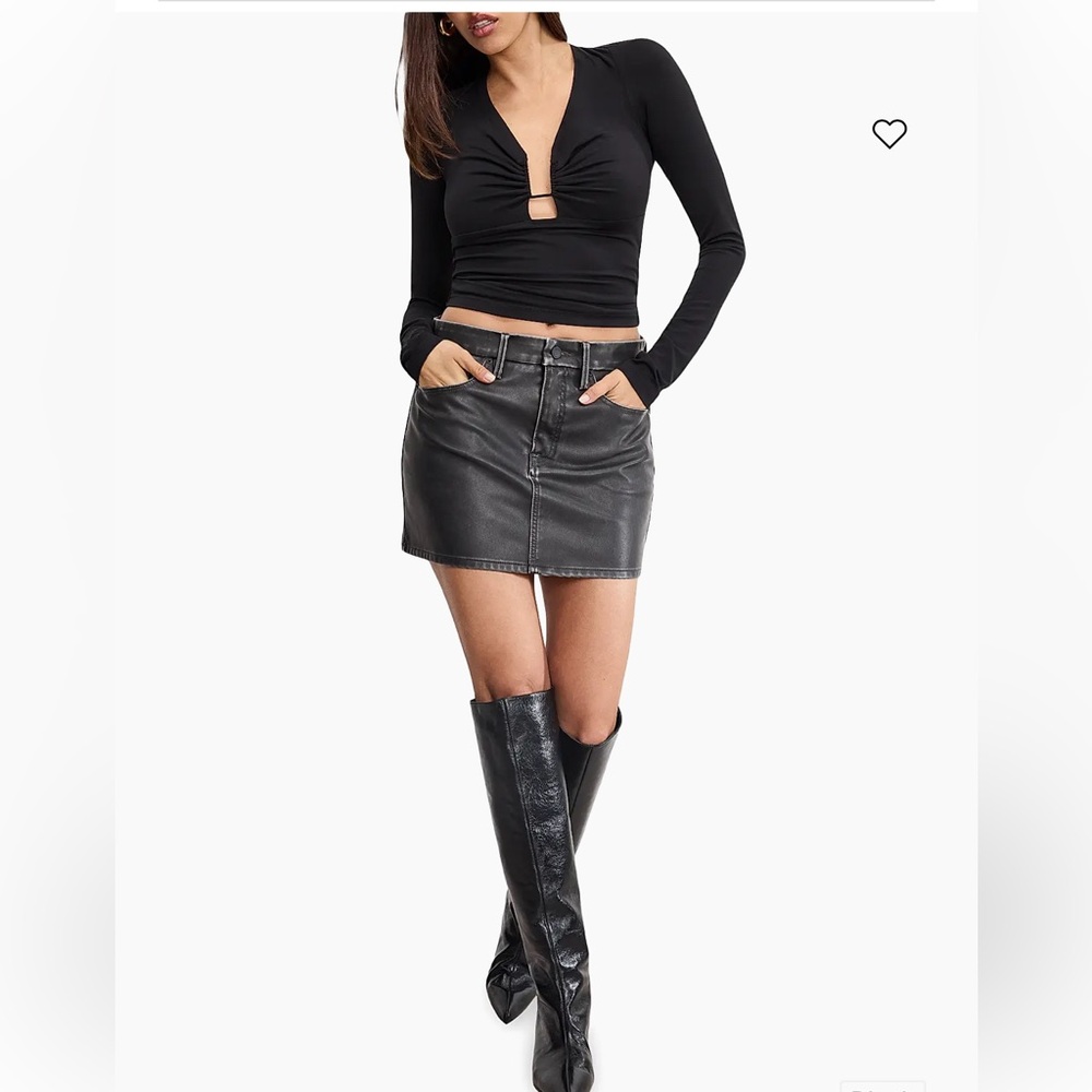 Good American 90’s mini skirt